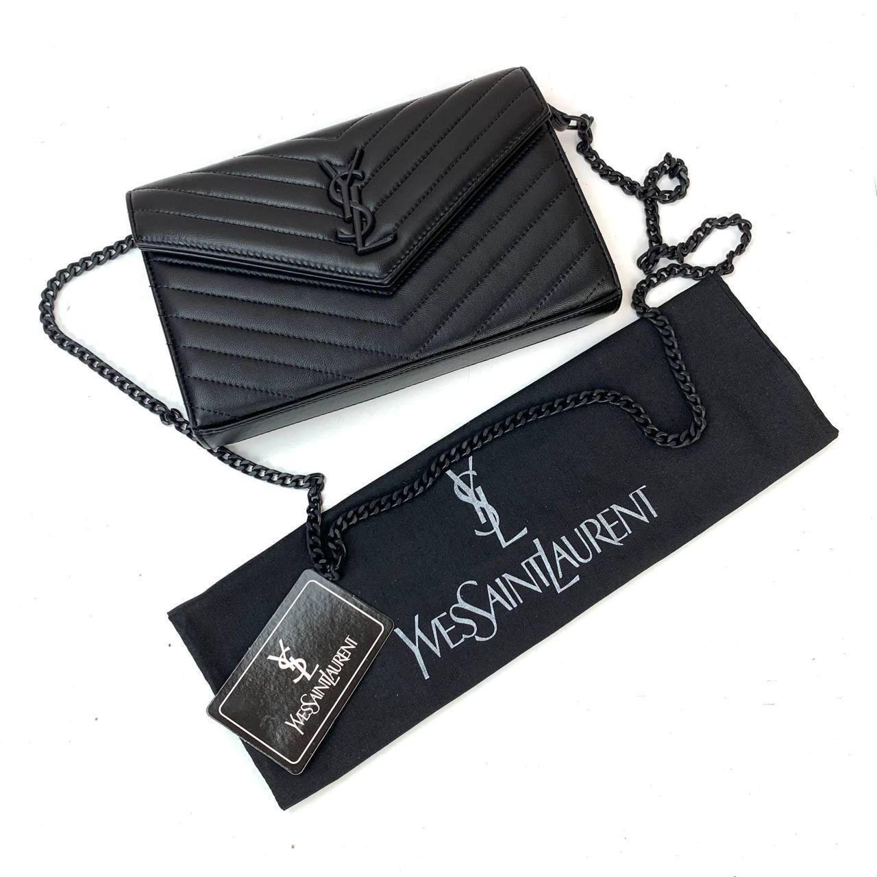 Yves Saint Laurent (YSL) Quilted Shoulder Bag 100% genuine leather Clutch.
