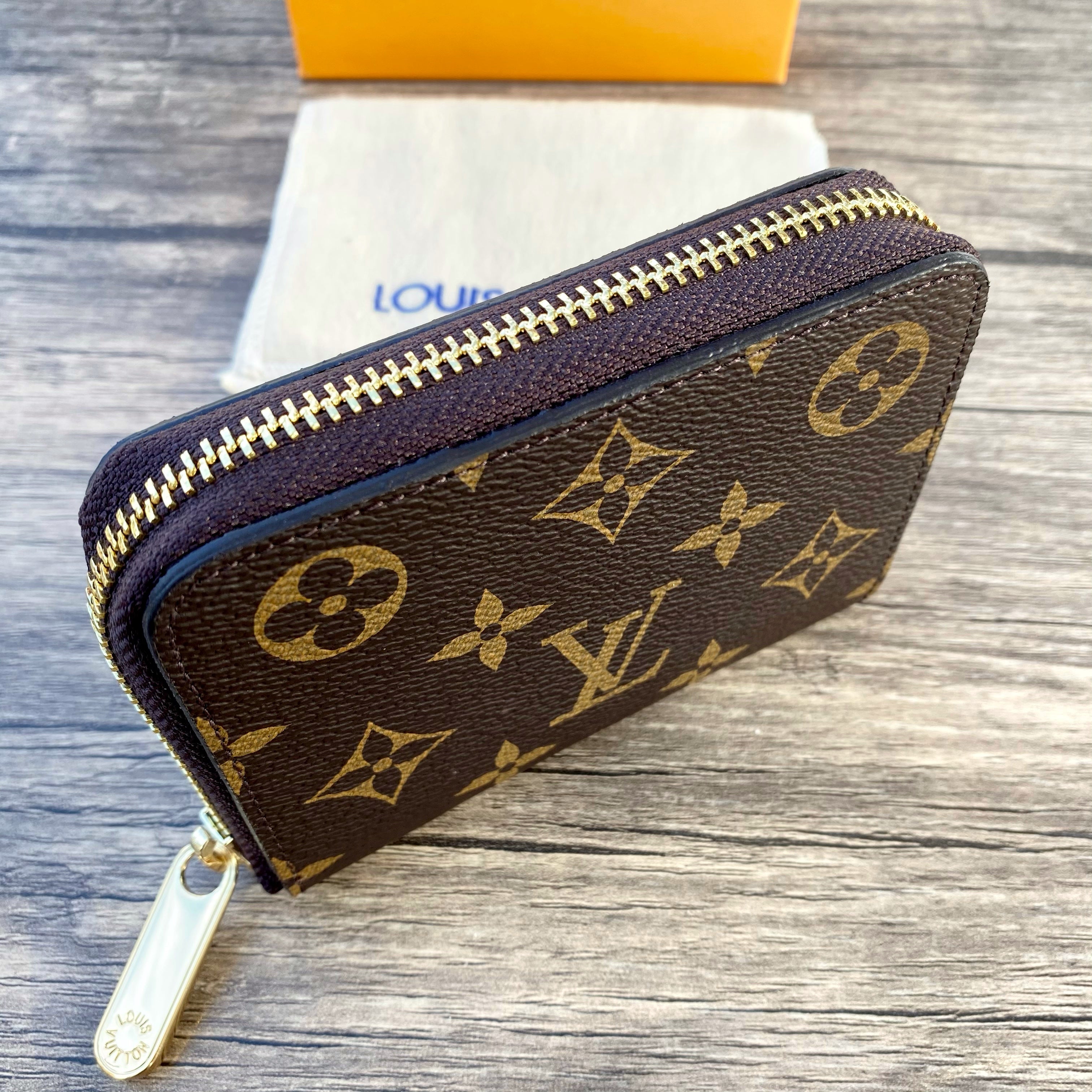 Louis Vuitton Zippy Wallet, Coin Purse, Luxury Wallet