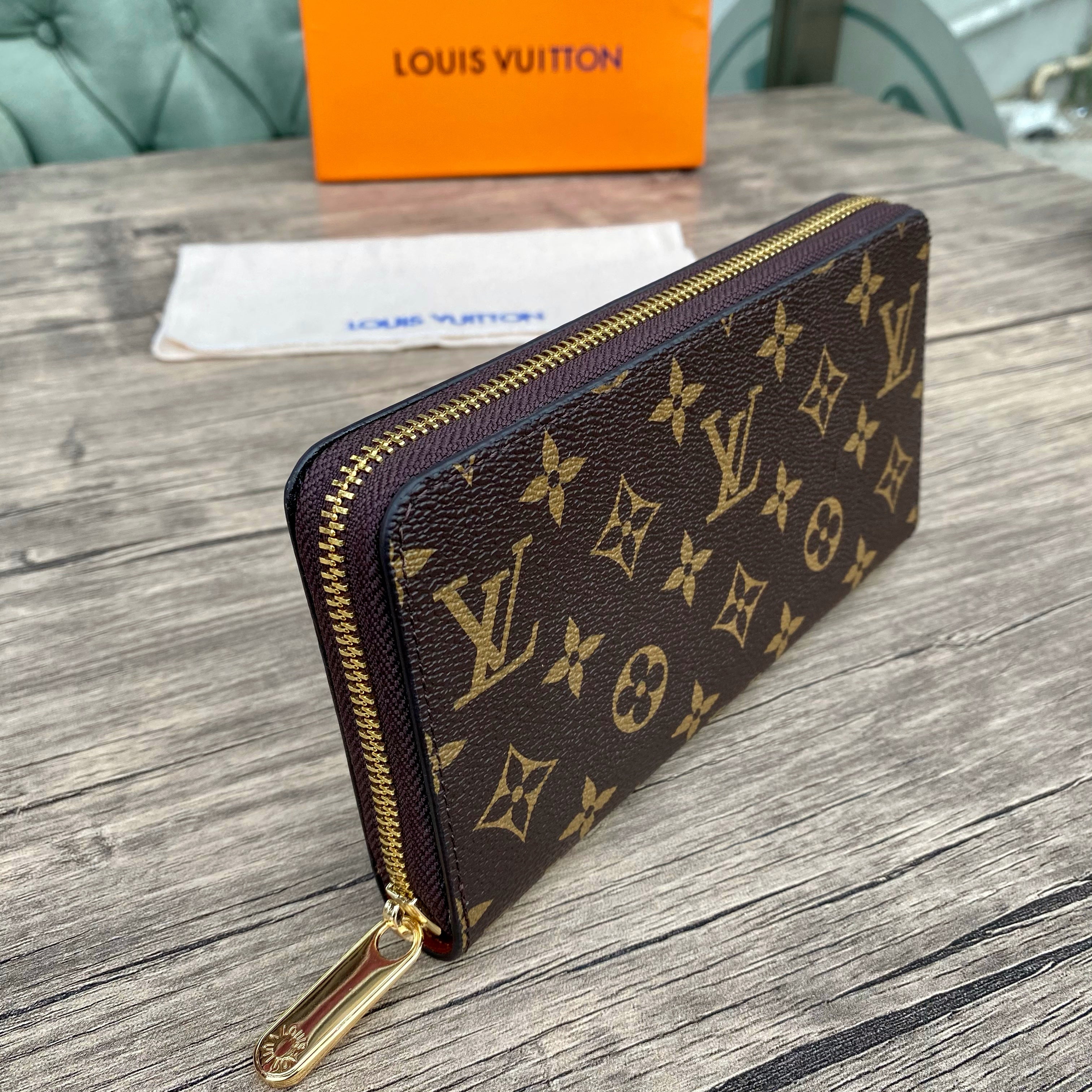 Louis Vuitton Monogram Zippy Clasic Wallet, Long Wallet, Lv Card Holder Wallet