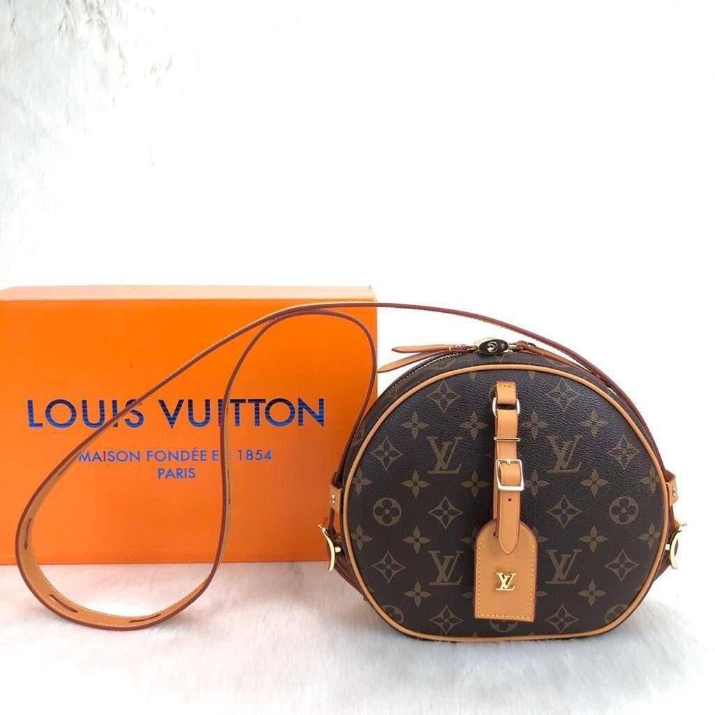 Louis Vuitton Boite Chapeau Souple Bag