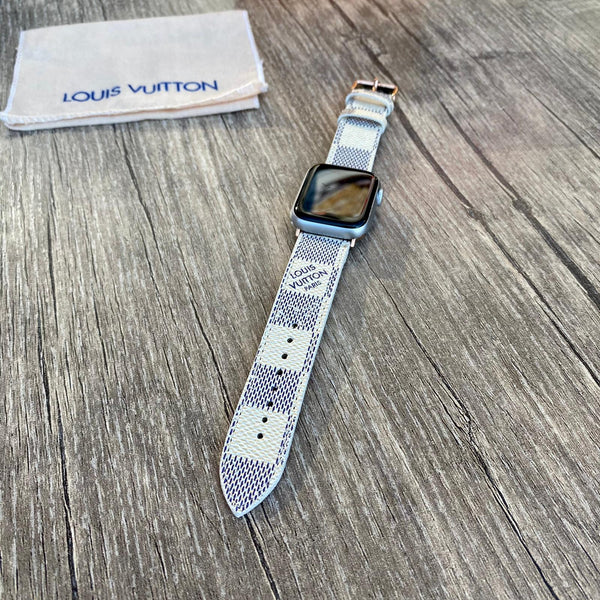 Louis Vuitton White Checkered Apple Watch Band, İwatch Strap Series 7-6-5-4-3-2-1